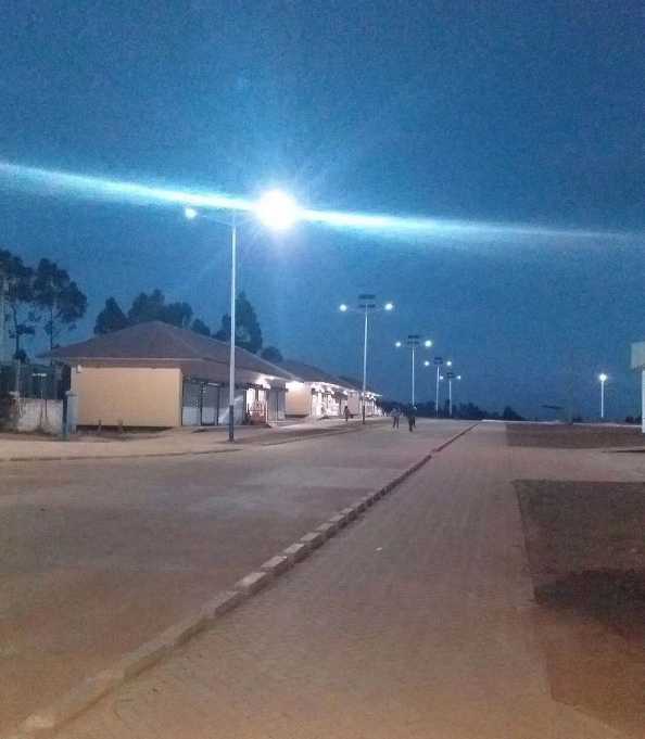 柳北区非洲科特迪瓦太阳能路灯工程